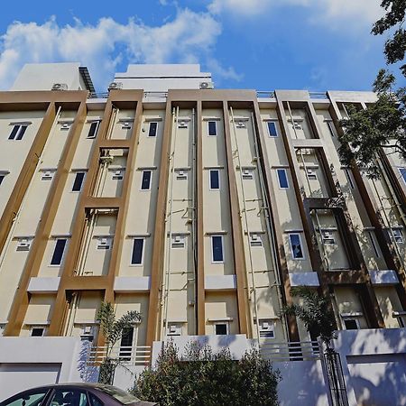 Capital O De Alphabet Kakinada Hotel ภายนอก รูปภาพ