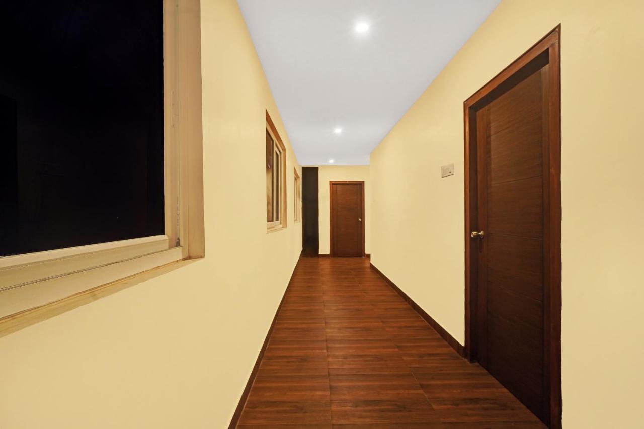 Capital O De Alphabet Kakinada Hotel ภายนอก รูปภาพ