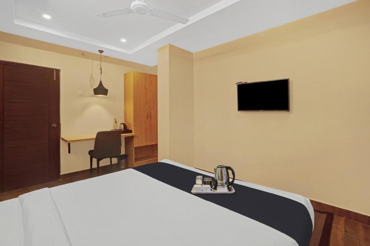 Capital O De Alphabet Kakinada Hotel ภายนอก รูปภาพ
