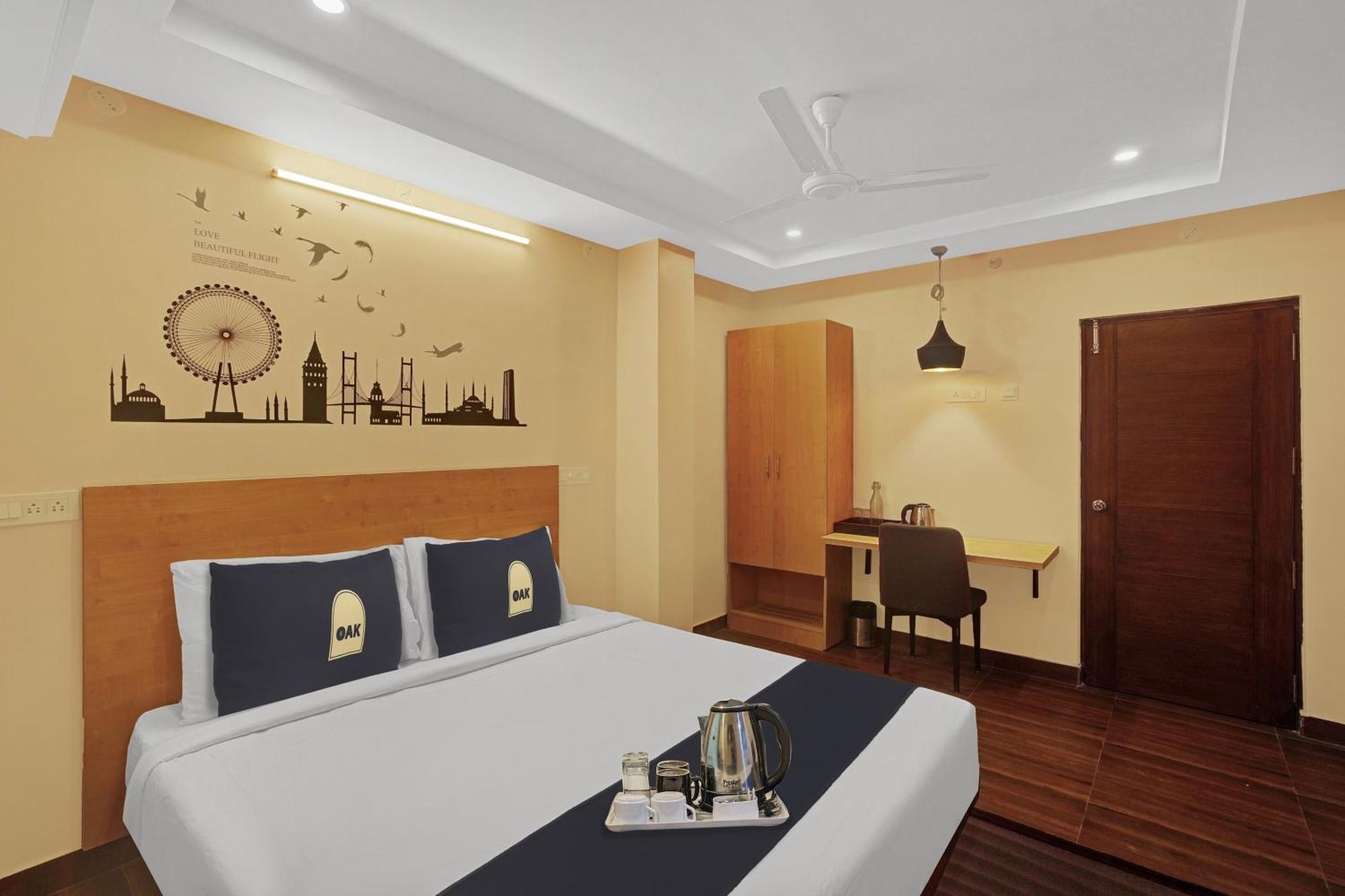 Capital O De Alphabet Kakinada Hotel ภายนอก รูปภาพ