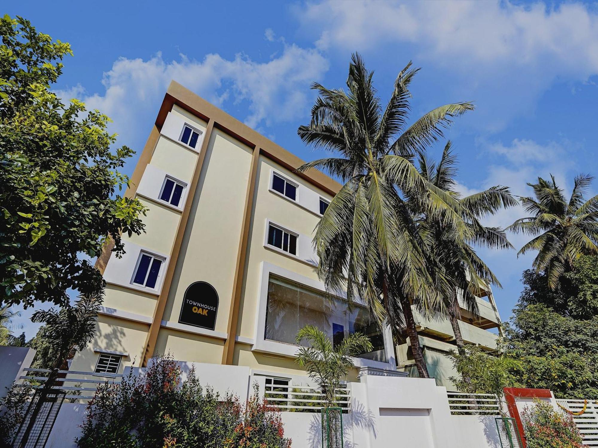 Capital O De Alphabet Kakinada Hotel ภายนอก รูปภาพ