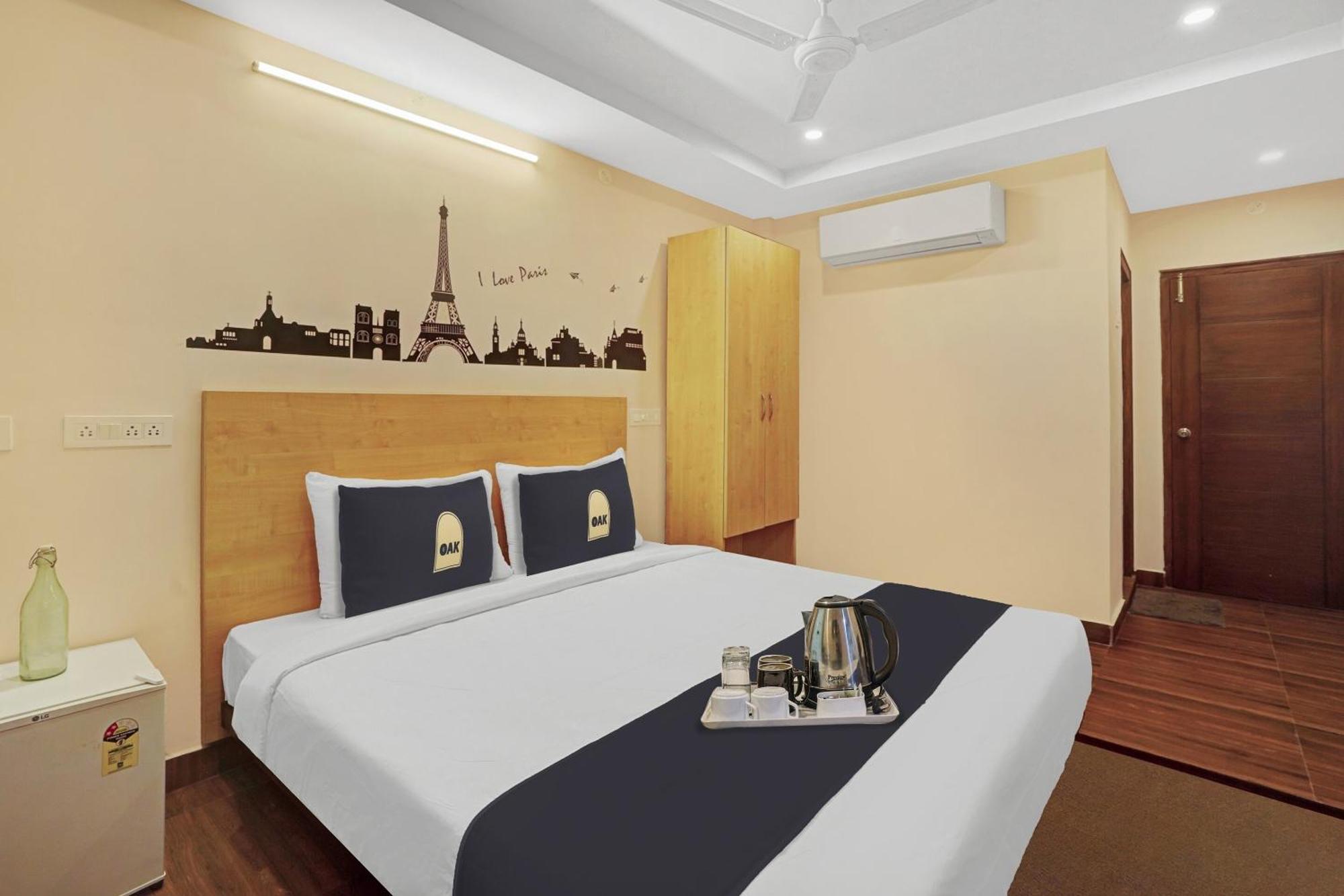 Capital O De Alphabet Kakinada Hotel ภายนอก รูปภาพ